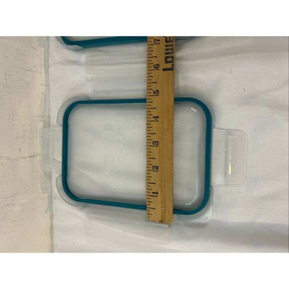 2 Snapware blue lids 6"x6" Blue trim replacements - Picture 5 of 5